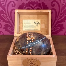 Oeuf d'émeu d'art aborigène 14 cm souvenir d'Australie dans sa boîte d'occasion