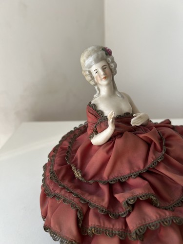 Boite half doll demi poupée - half, demi-poupée