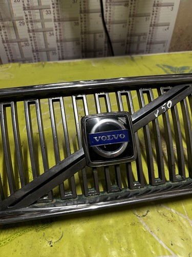 Calandre volvo v50 1 - calandre,