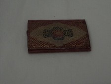 Ancien porte-monnaie probablement marocain ou indien en cuir rouge à motif