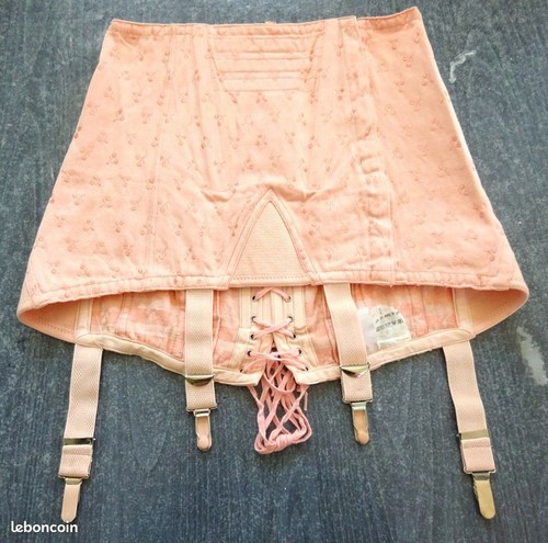 Corset porte jarettelles