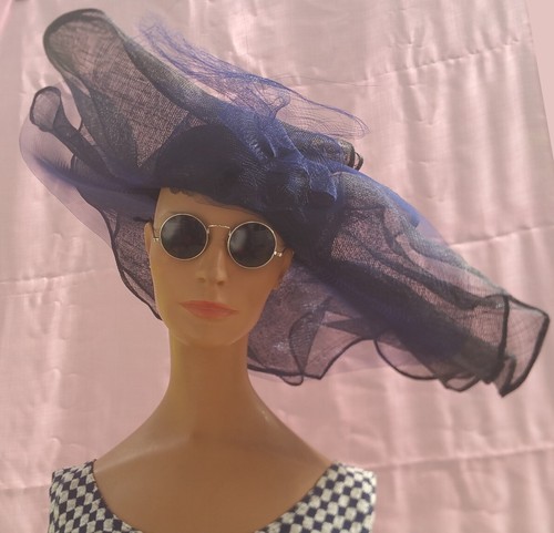 Neuf grand chapeau - neuf,