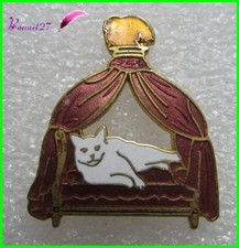 Pin's Vivre comme un pacha -