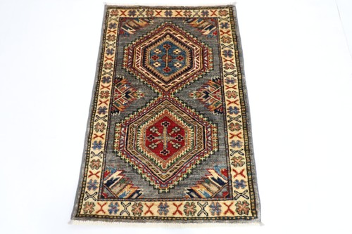 Pieds petit tapis gris - x,