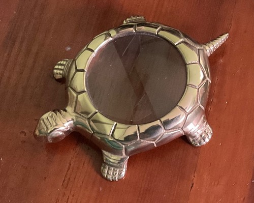 Loupe forme tortue en - forme, de
