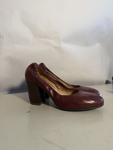 Leather brown dries - leather, noten