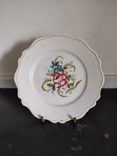 Assiette en faïence ancienne