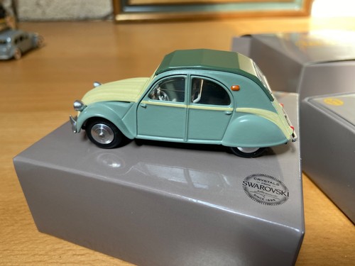 Minialuxe métal citroen - 2, cv-