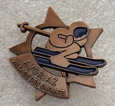 broche Bronze village des enfants neige étoile station de ski 1800 Portes Soleil