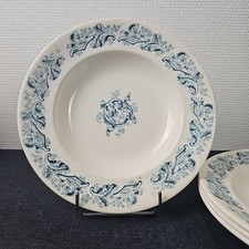 Assiettes Creuses Décor Russe De Longwy En Terre De Fer