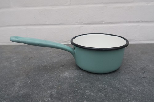 Petite casserole émail