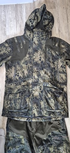 Stagunt tenue chasse et - de,