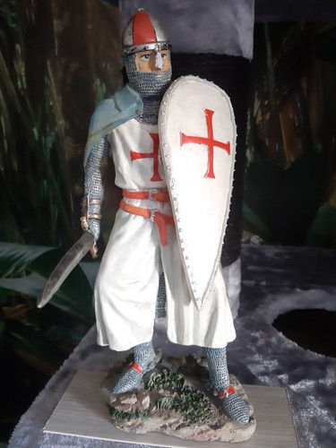 Statuette soldat médiéval - statuette,