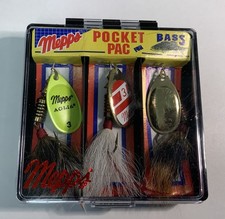 Mepps Aglia 3 Pocket Pac For Bass Fishing Lures Made In France Plastic Container