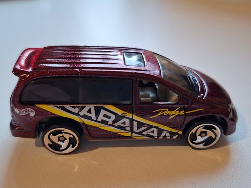 Hot wheels dodge caravan - hot,