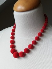 Collier rouge ancien perle de