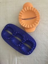 2 Moules à chaussons party raviolis petit grand format Tupperware ÉTAT NEUF