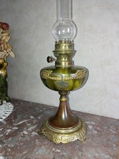 MAJESTUEUSE ANCIENNE LAMPE A