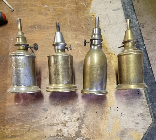 Lot lampe huile pigeon et - lampe,
