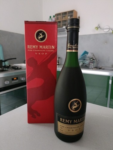 Fine champagne cognac - champagne, remy