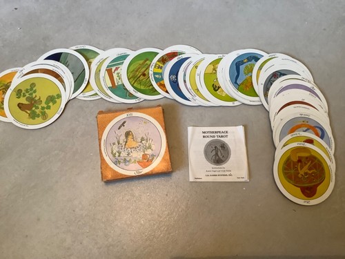 The motherpeace round tarot - round,