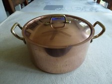 SUPERBE FAITOUT AVEC COUVERCLE