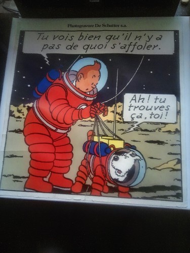 Hergé affiche tintin sur - .,
