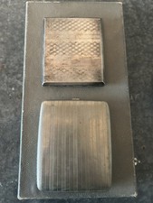 Deux Porte Cigarettes En