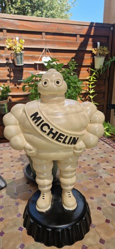 Michelin statue presentoir - michelin,