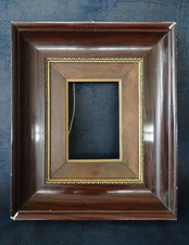 ancien cadre en bois stuc