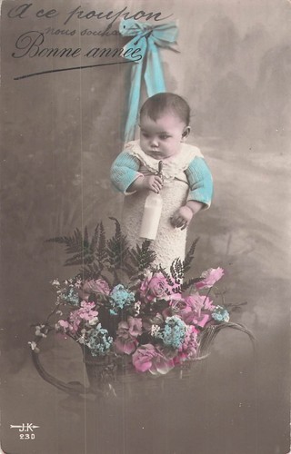 Bebe biberon suspendu - bebe,