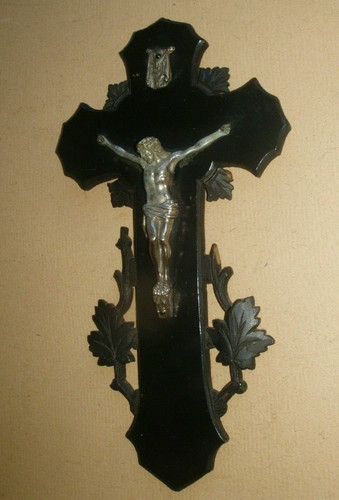 Beau crucifix bois - beau,