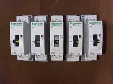 CONTACTEUR 25AMPERES JOUR/