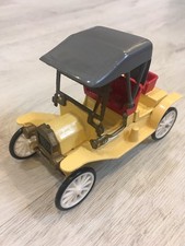 Ancien Tacot Ford Modele T au