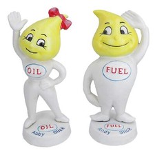 Paire de caisses-monnaie Esso