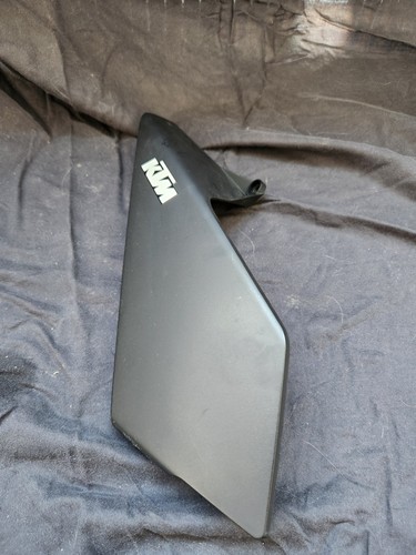 Cache lateral gauche ktm 790 - cache,