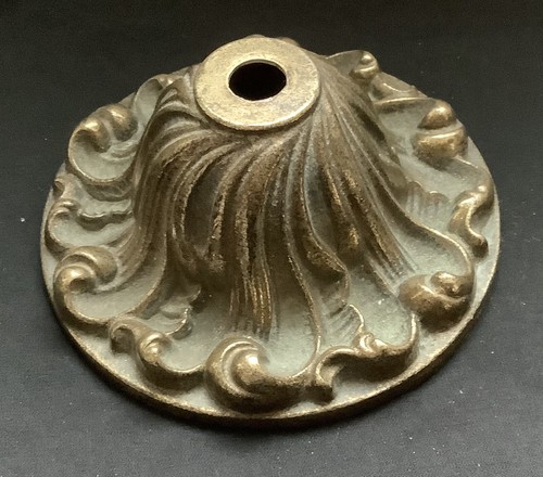 Grande ancienne rosace bronze