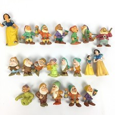 Lot 22 Figurines Blanche Neige