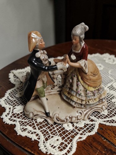 Figurine porcelaine couple - figurine,