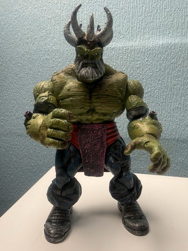 Maestro hulk marvel legends - maestro,