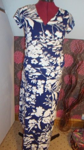 Jolie robe manches courtes