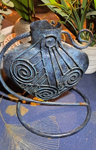 Vase forme cœur fer - en,