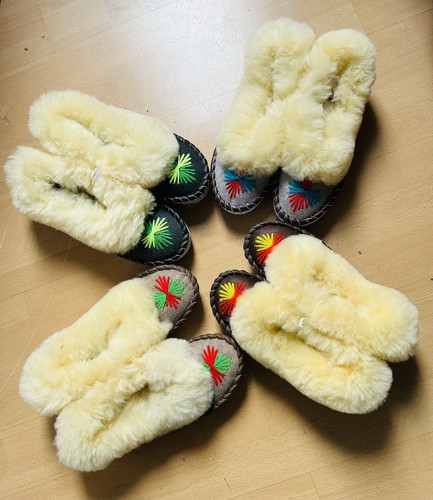 Chaussons cuir fourrés en - en,