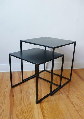 Deux tables gigogne metal - deux, en