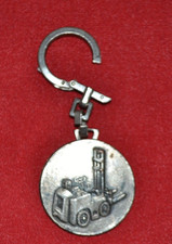 Porte-clef ancien en métal Augis - Chariot élévateur - ROSIER & Cie LYON