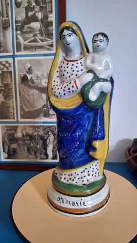 Vierge enfant sainte - vierge,