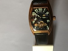 montre mécanique érotique