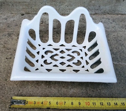Porte savon en fonte - d2-,