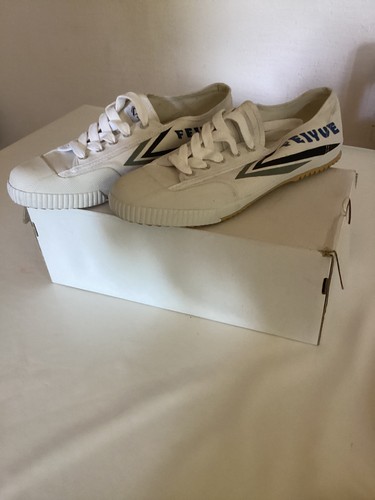 Feiyue taille très peu - très,
