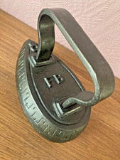 Très beau fer à repasser